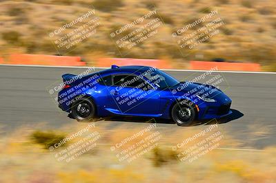 media/Nov-16-2024-Extreme Speed (Sat) [[6587d07cc4]]/Gold Group/Session 3 (The Bowl)/